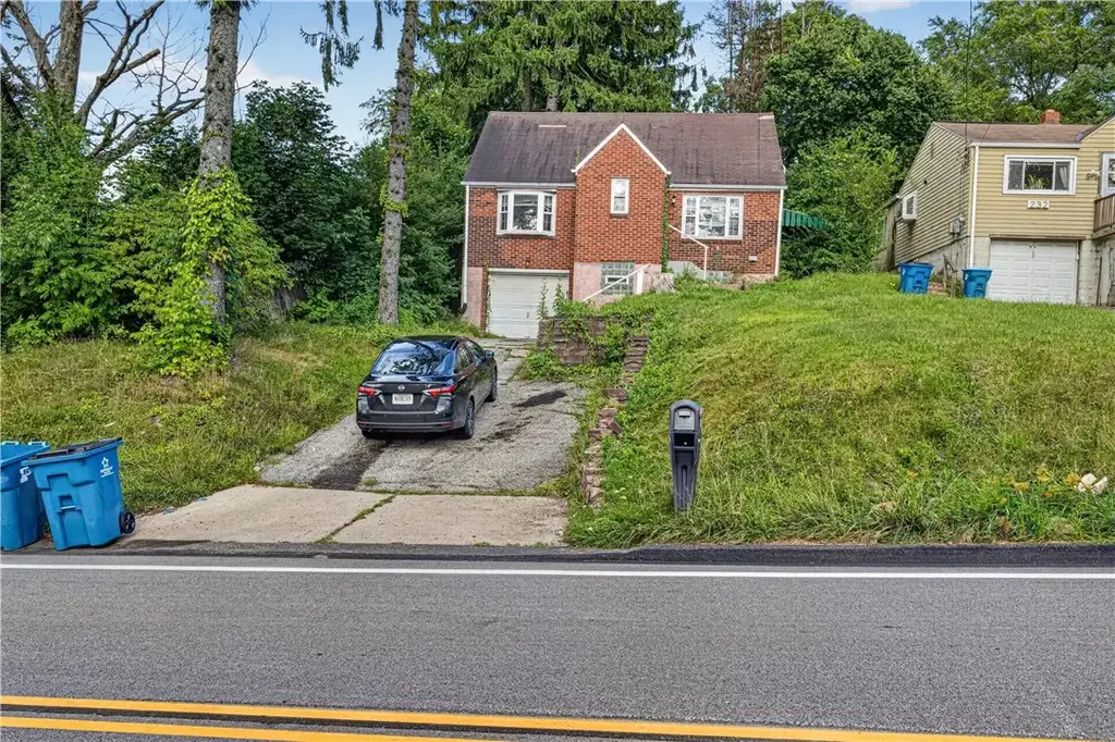 236 Hulton Road , Penn Hills