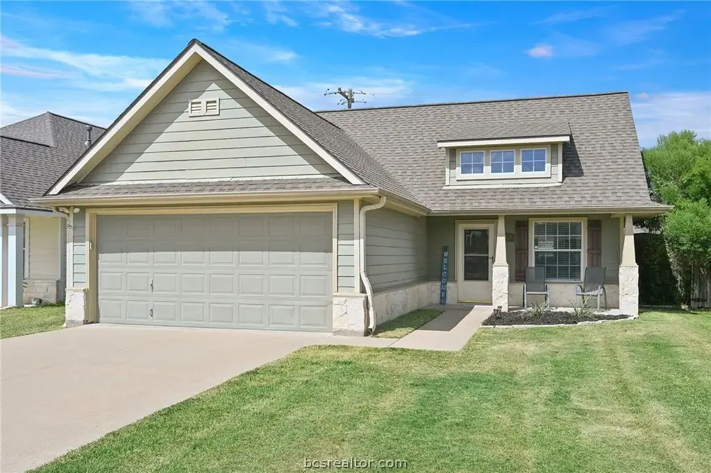 1029 Fallbrook Loop, College Station