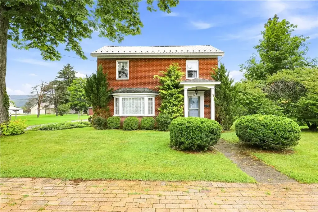 214 Beachley Street, Meyersdale Boro