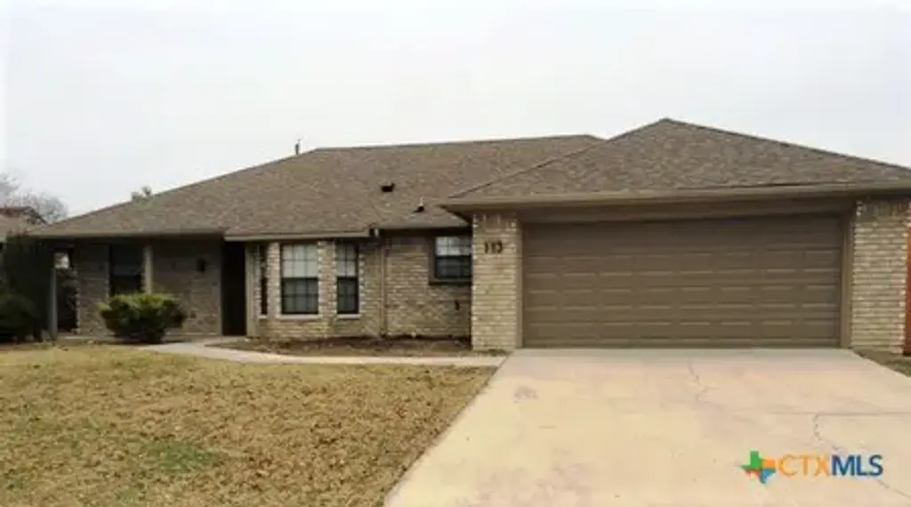 113 E Blancas Drive, Copperas Cove