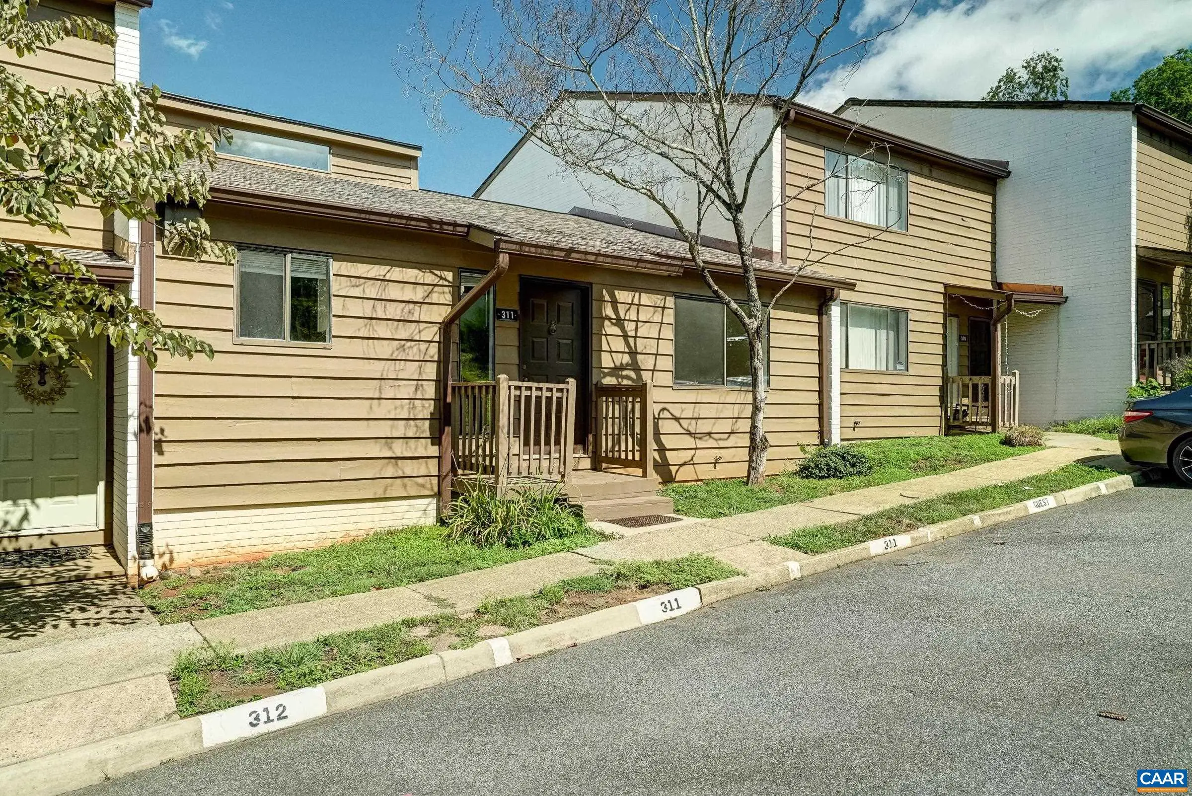 311 Harvest Dr, Charlottesville