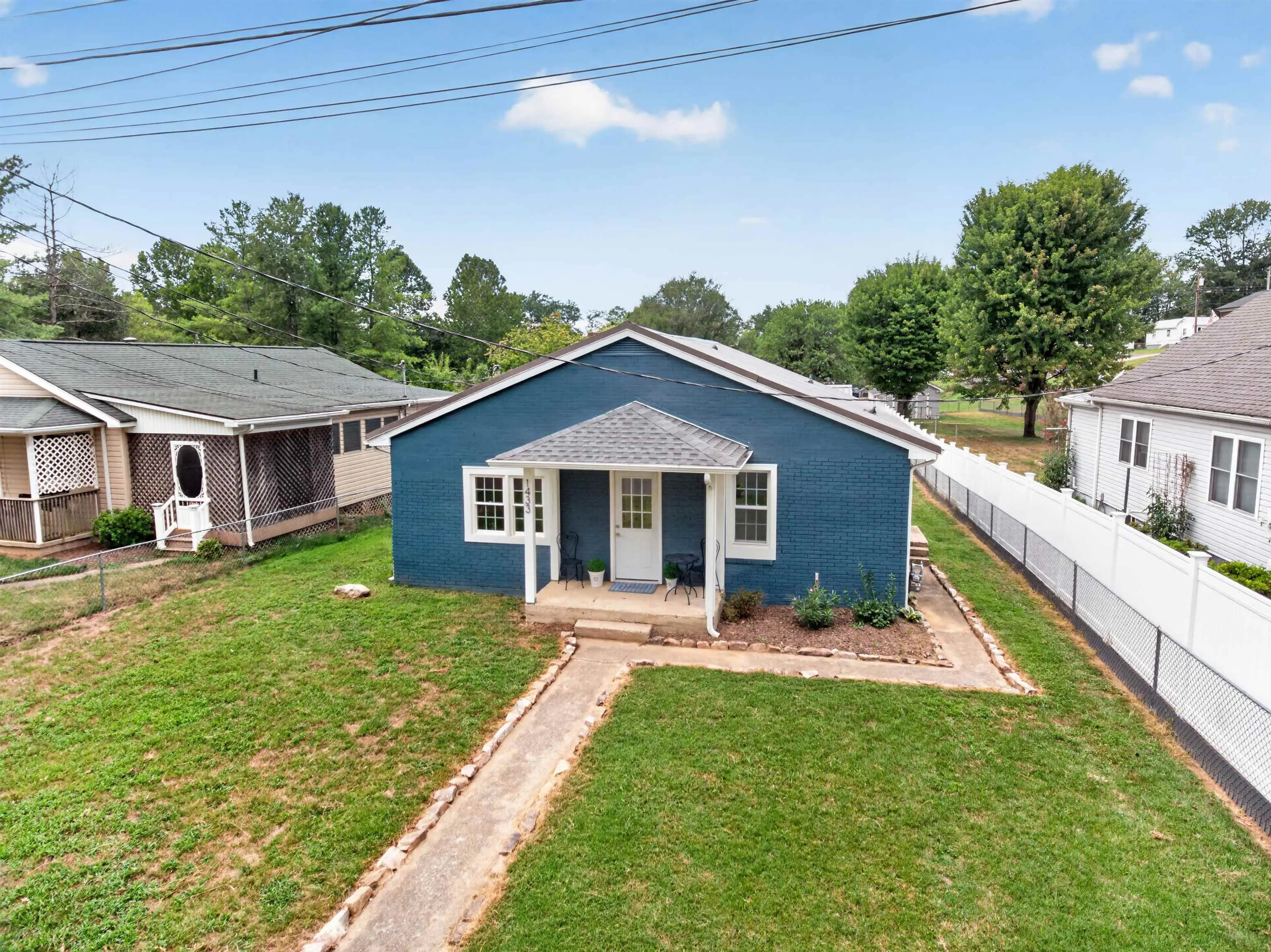 1433 Harding Ave, Waynesboro
