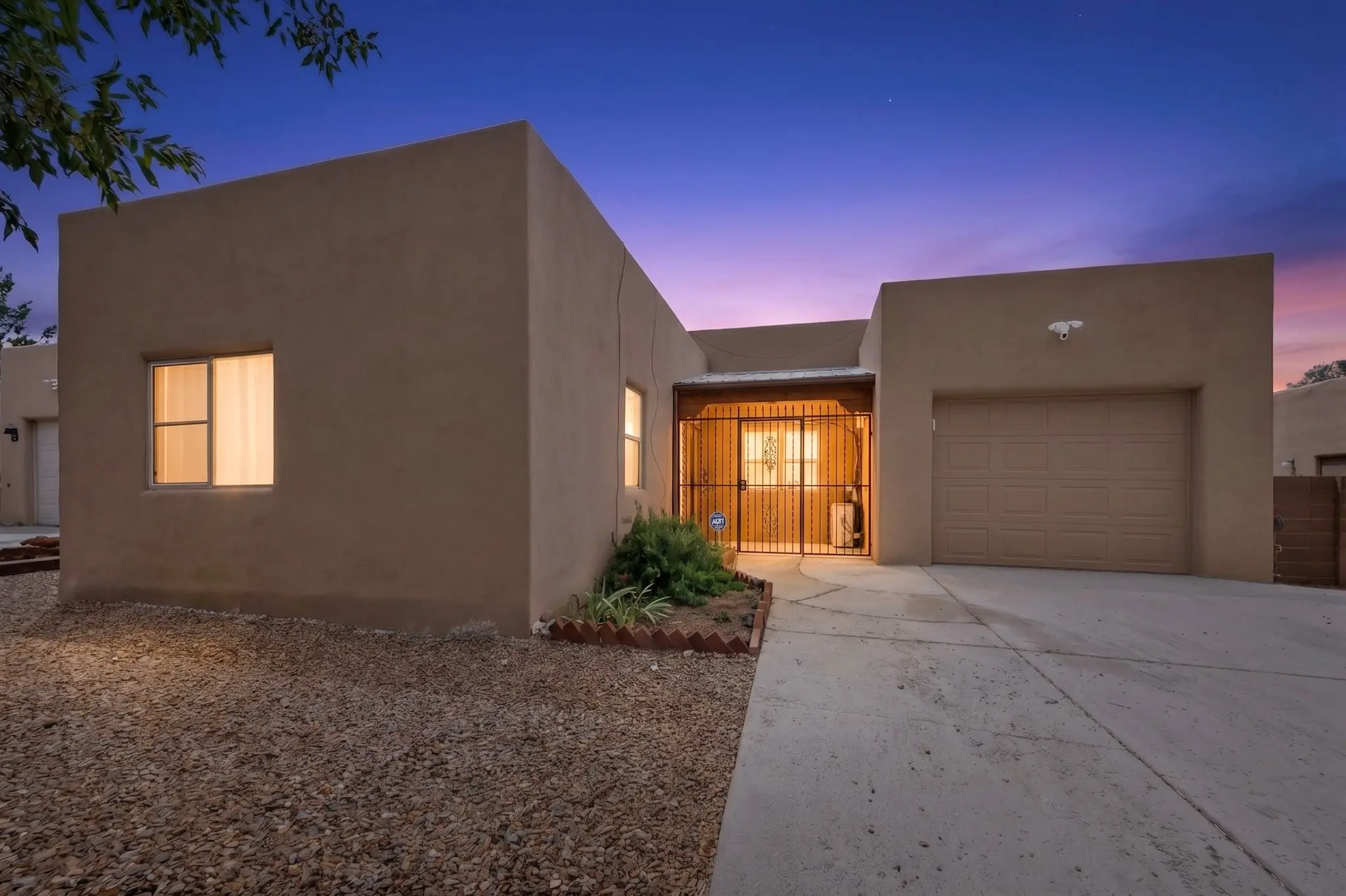 1518 Calle Angelina, Santa Fe