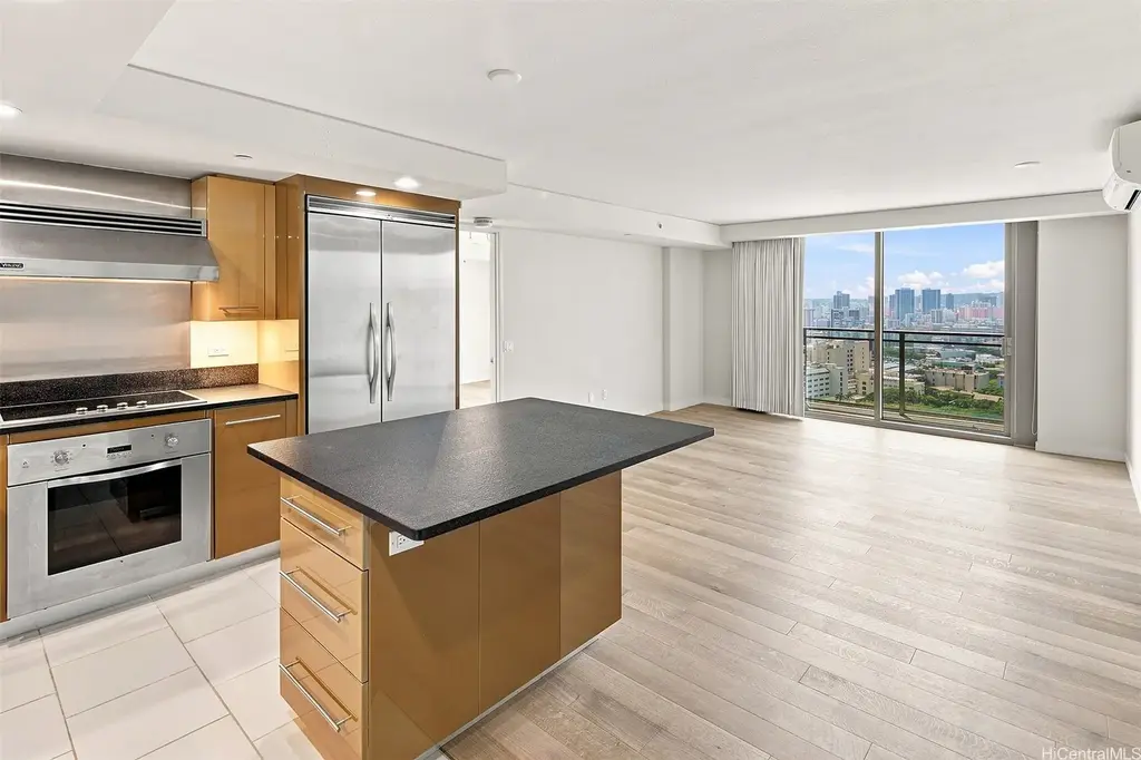 1200 Queen Emma Street # 3206, Honolulu