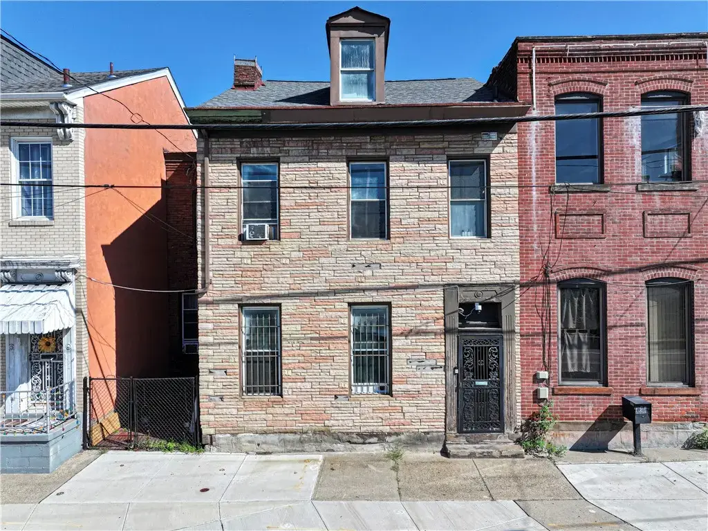 1032 Peralta Street , East Allegheny