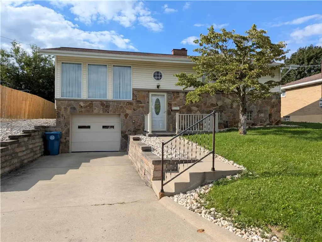 507 Orchard Avenue , Scottdale