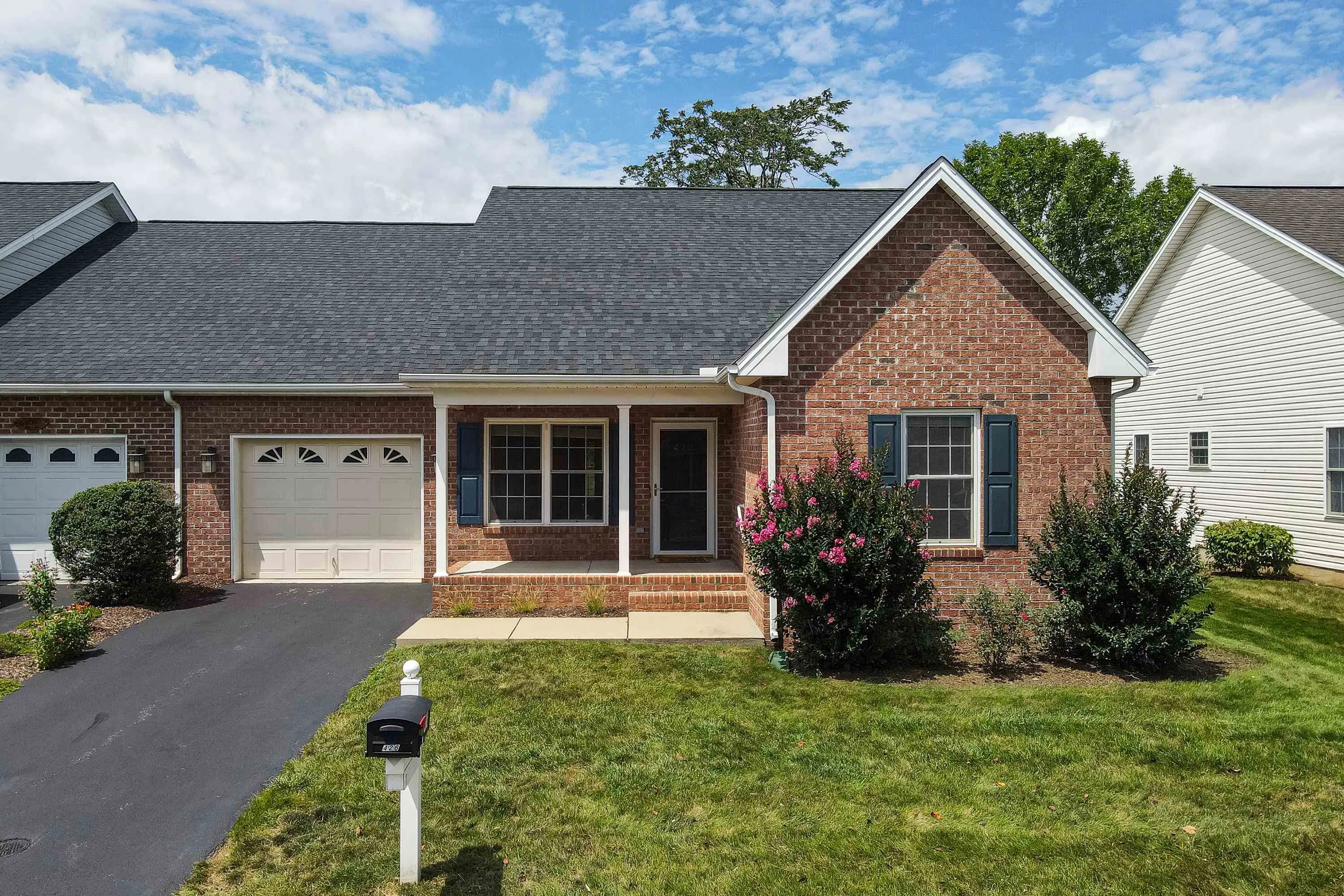 426 Hickory Grove Cir, Harrisonburg
