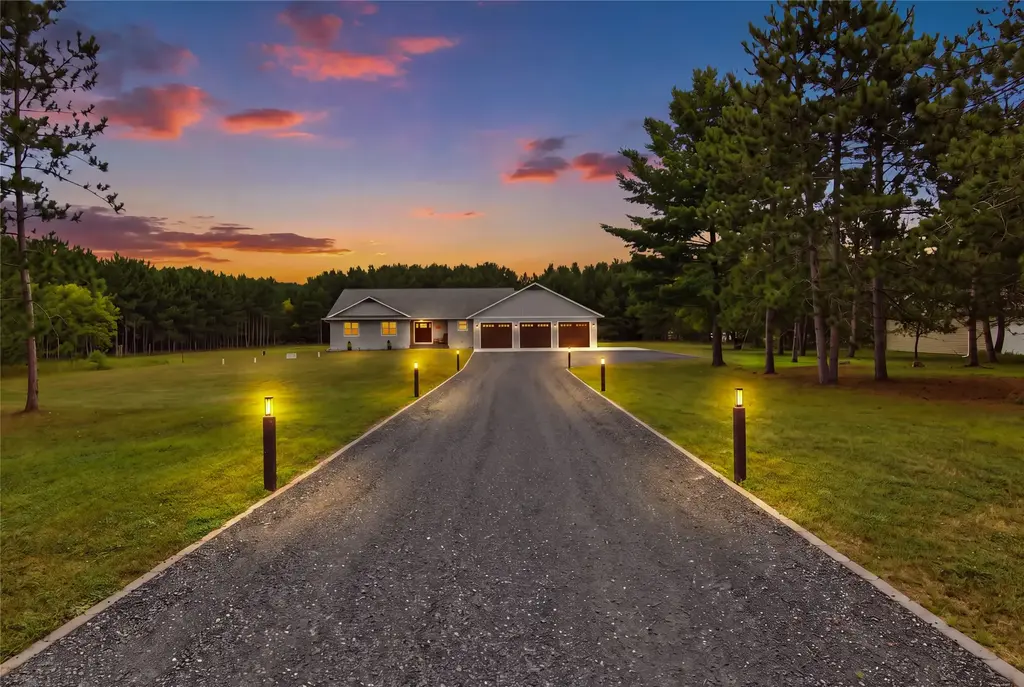 11140 40th Avenue, Chippewa Falls