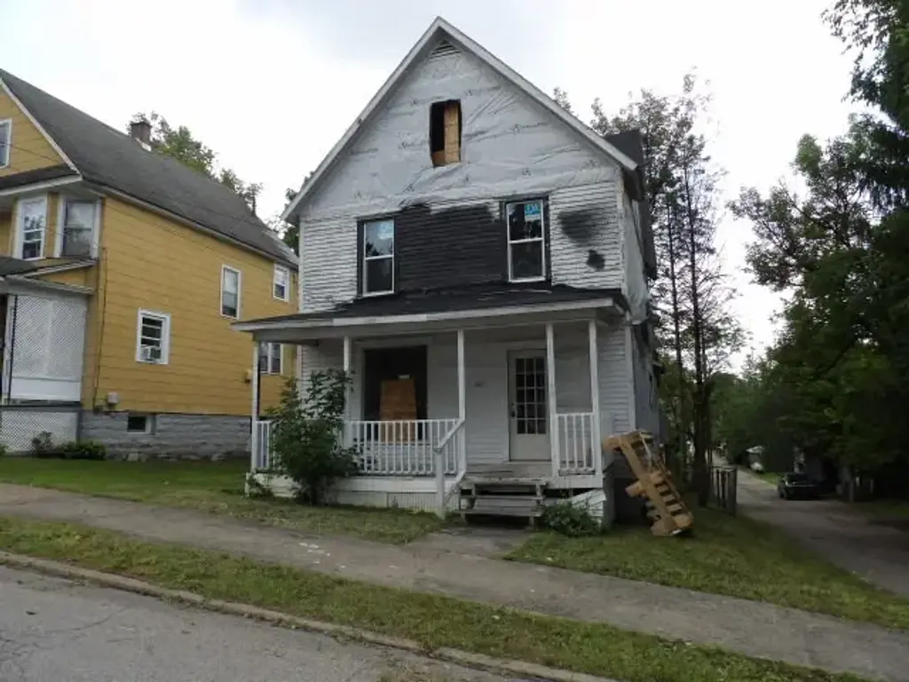 309 Seely Avenue, Oil City