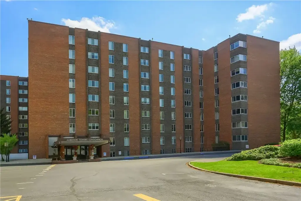 5 Bayard Road 412, Shadyside