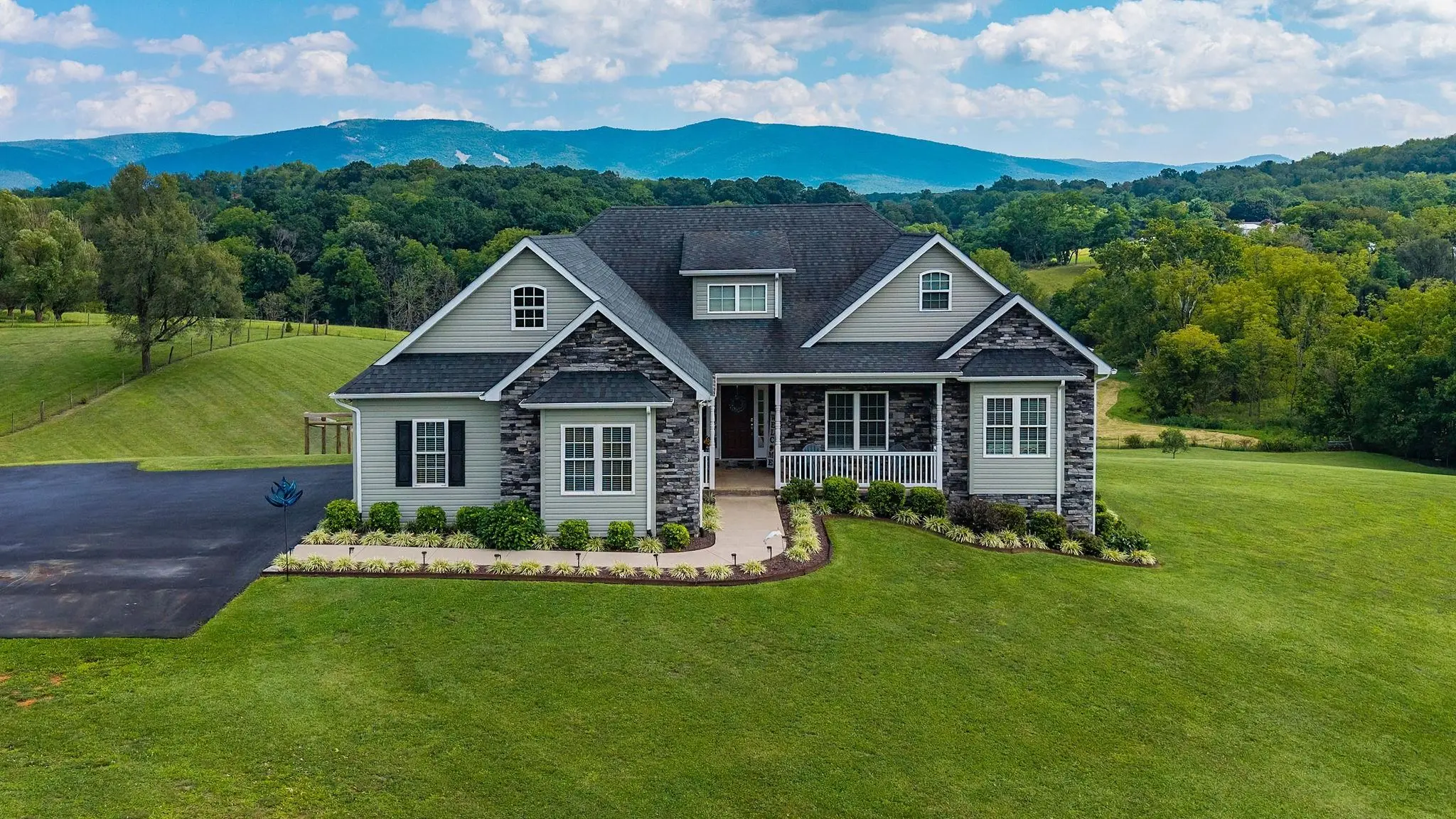 65 Indian Ridge Rd, Greenville