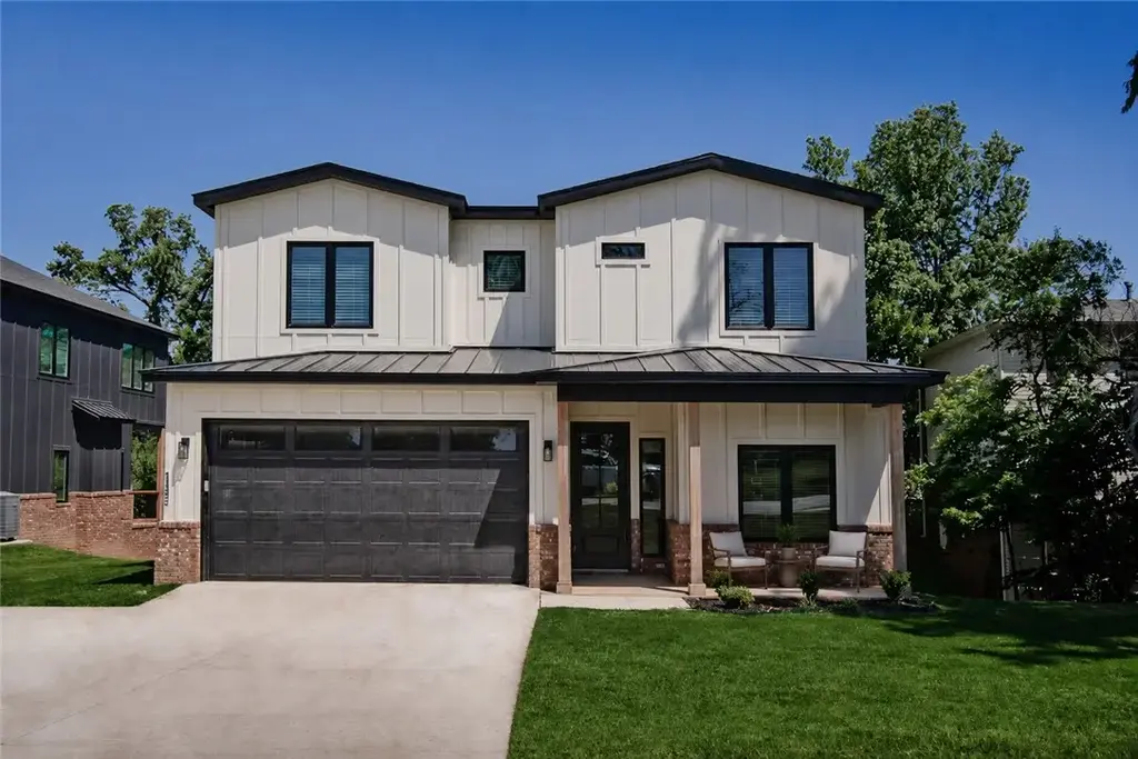 1442 Nw Bella Vista Road, Bentonville