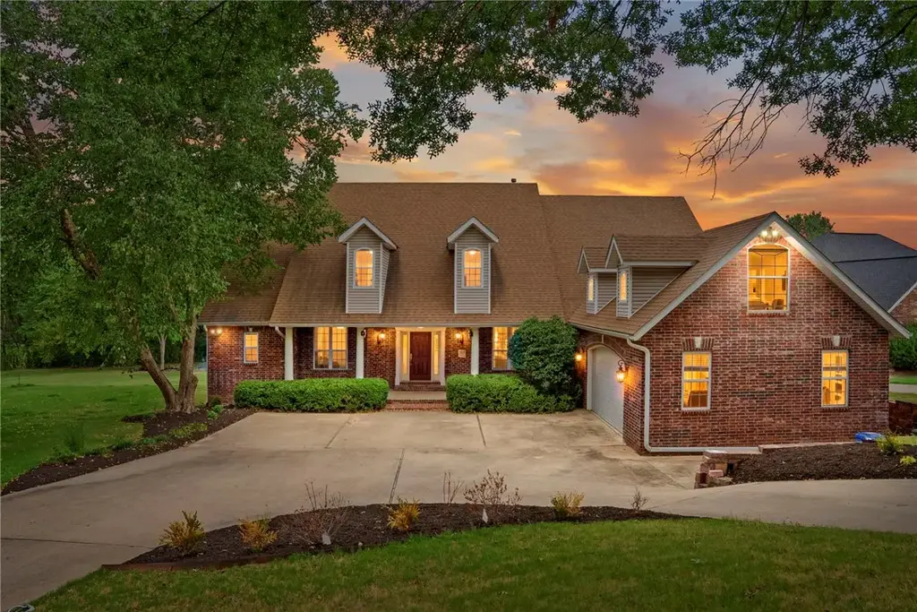 2865 Dorchester Drive, Fayetteville