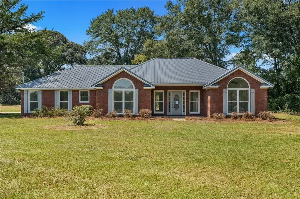 925 Lee Road 238, Phenix City