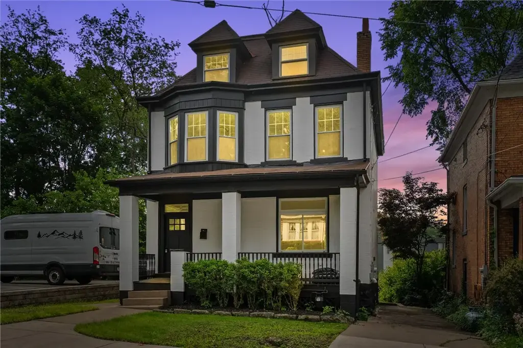 220 Dewey, Edgewood