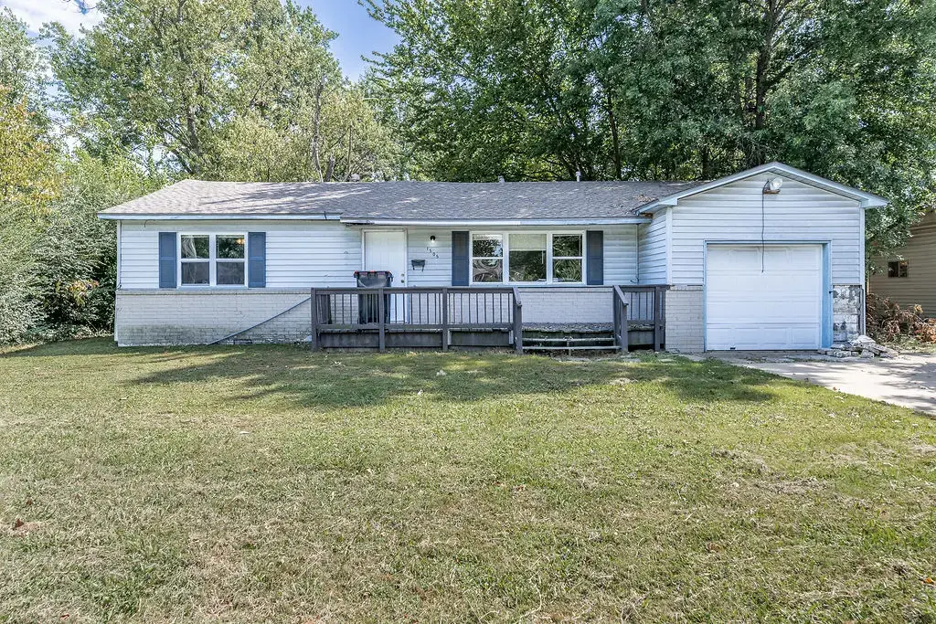 1505 Backus Avenue, Springdale