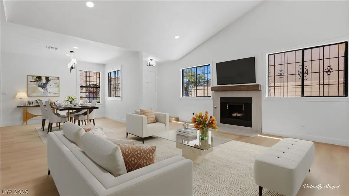 251 N Cimarron Road, Las Vegas