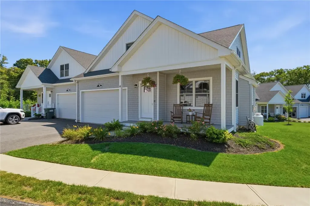 4 Blue Heron Dr, Westerly