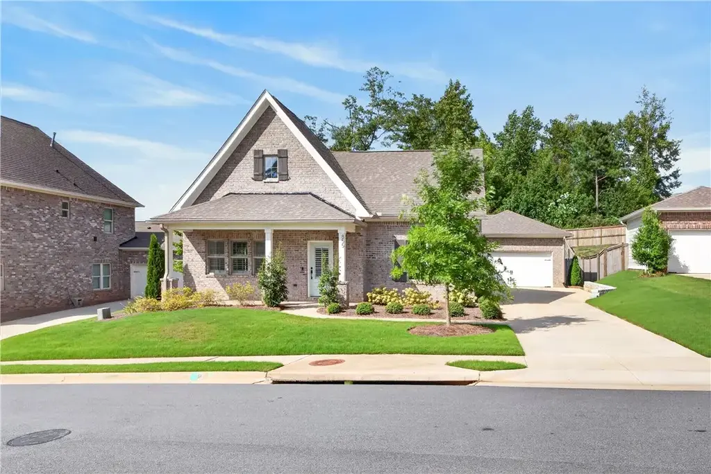 855 Clear Spring Dr, Auburn