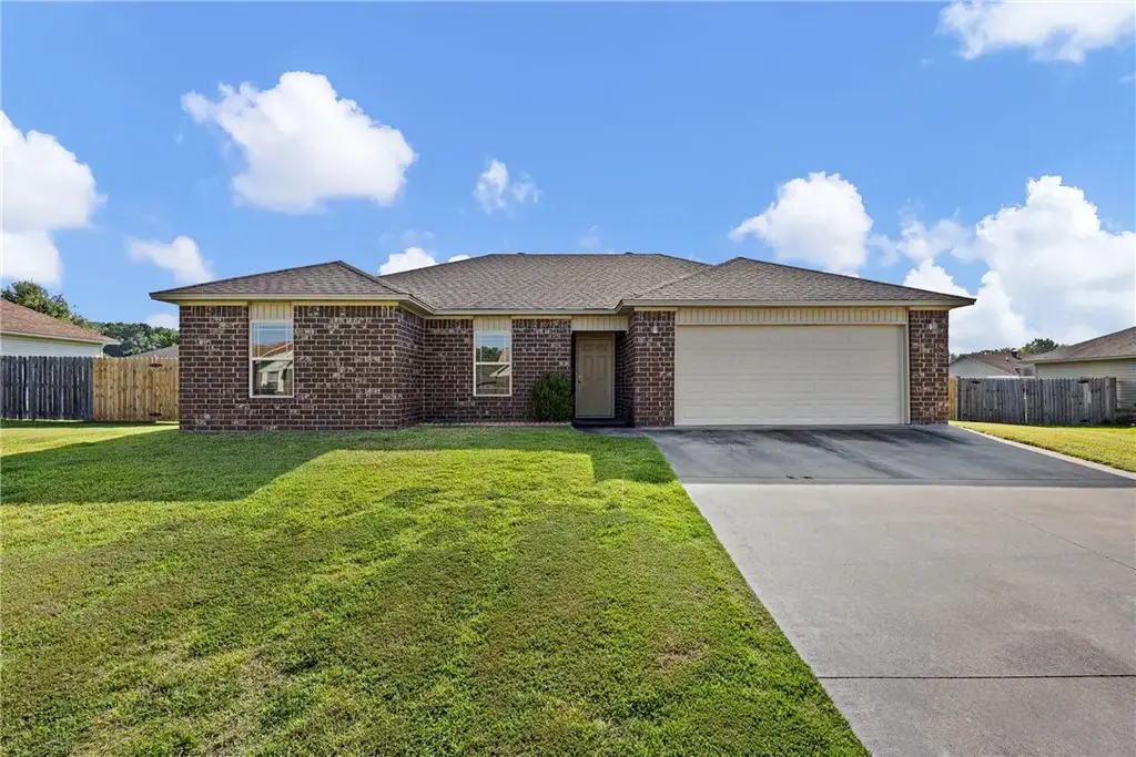104 Country Oaks Drive, Dardanelle