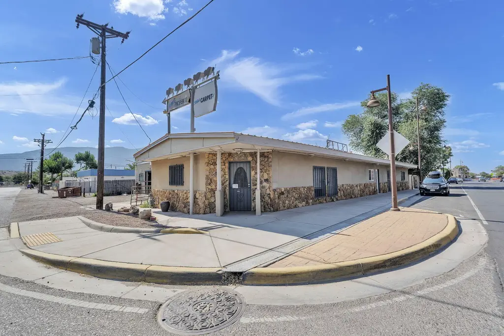 860 S Camino Del Pueblo, Bernalillo