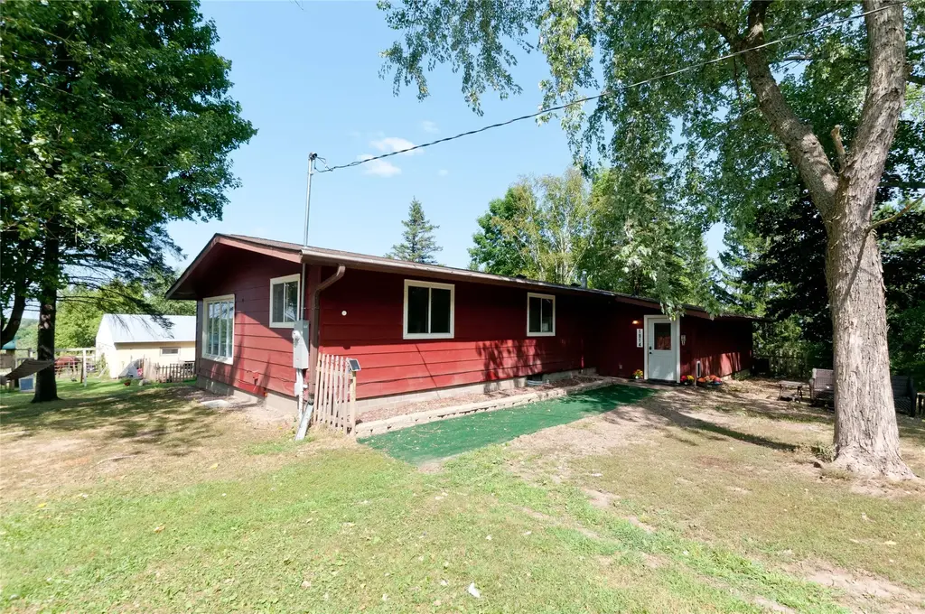 1914 22nd Avenue, Rice Lake