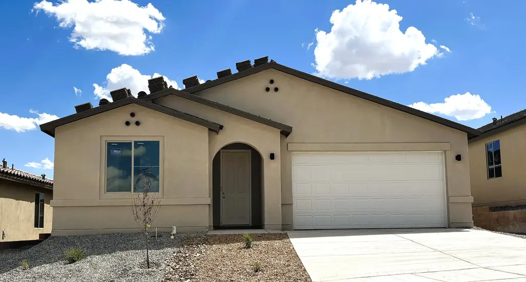 2112 Viviane Loop Ne, Rio Rancho