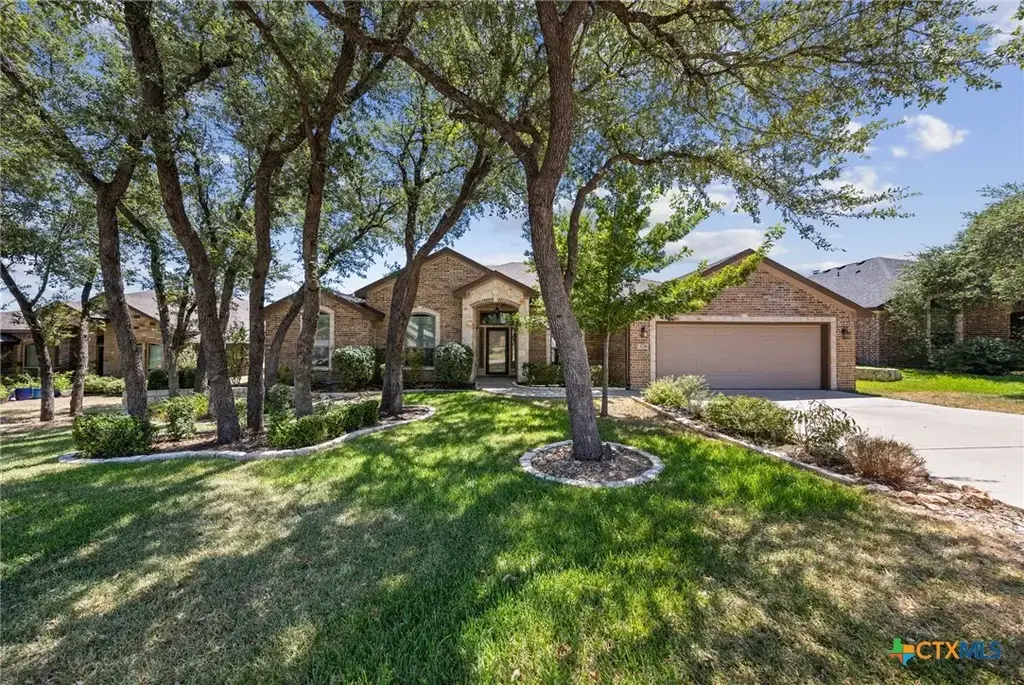 3218 Twin Ridge Drive, Belton