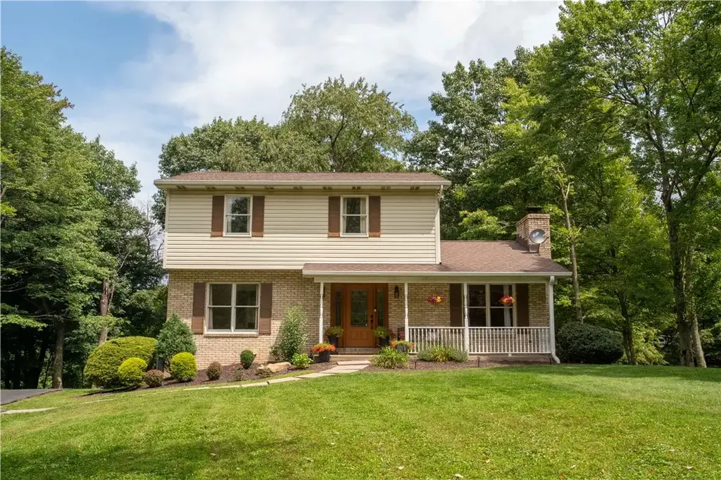 6026 Forest Drive, Raccoon