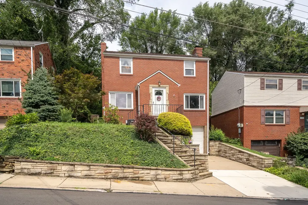 3936 Meadowbrook, Brentwood