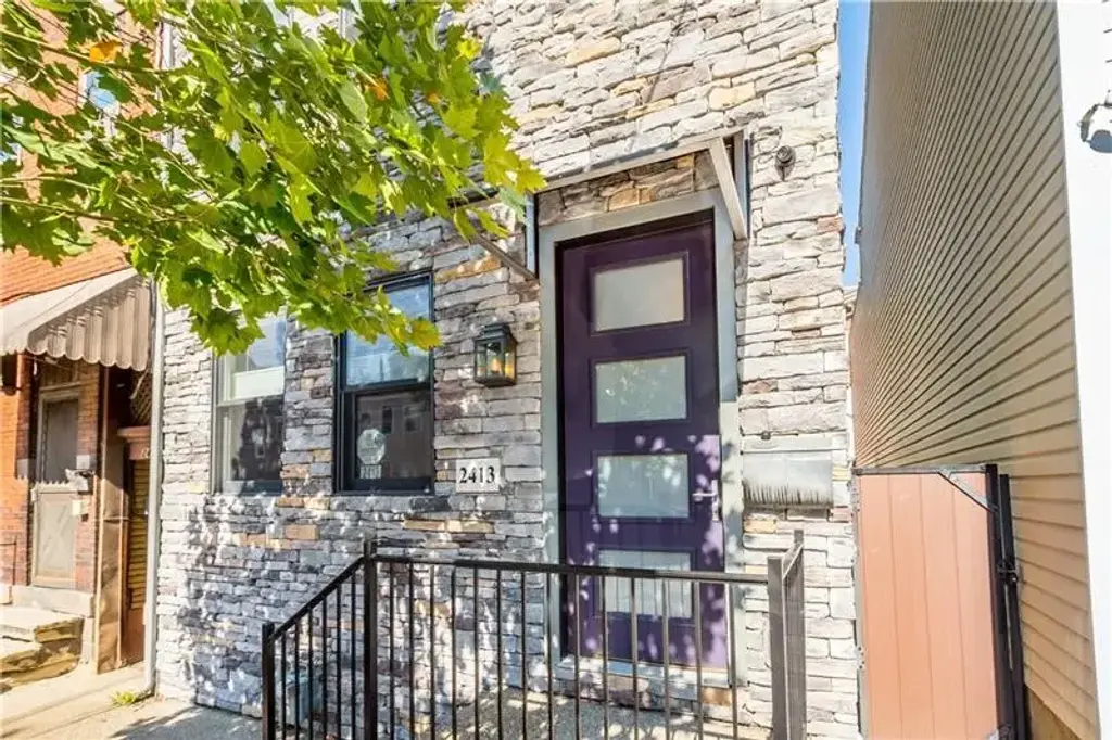 2413 Jane Street, South Side