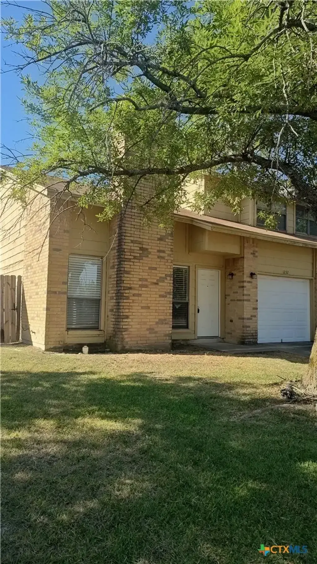 1232 Royal Crest Drive, Killeen