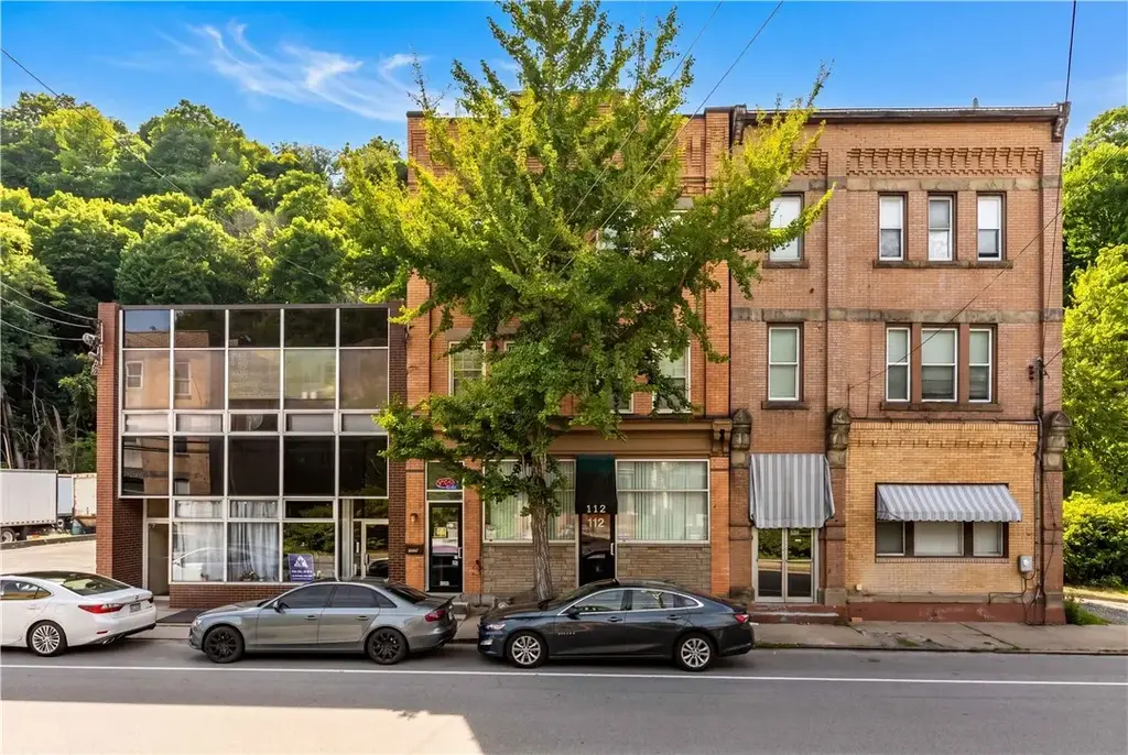 112 Wabash Street , West End