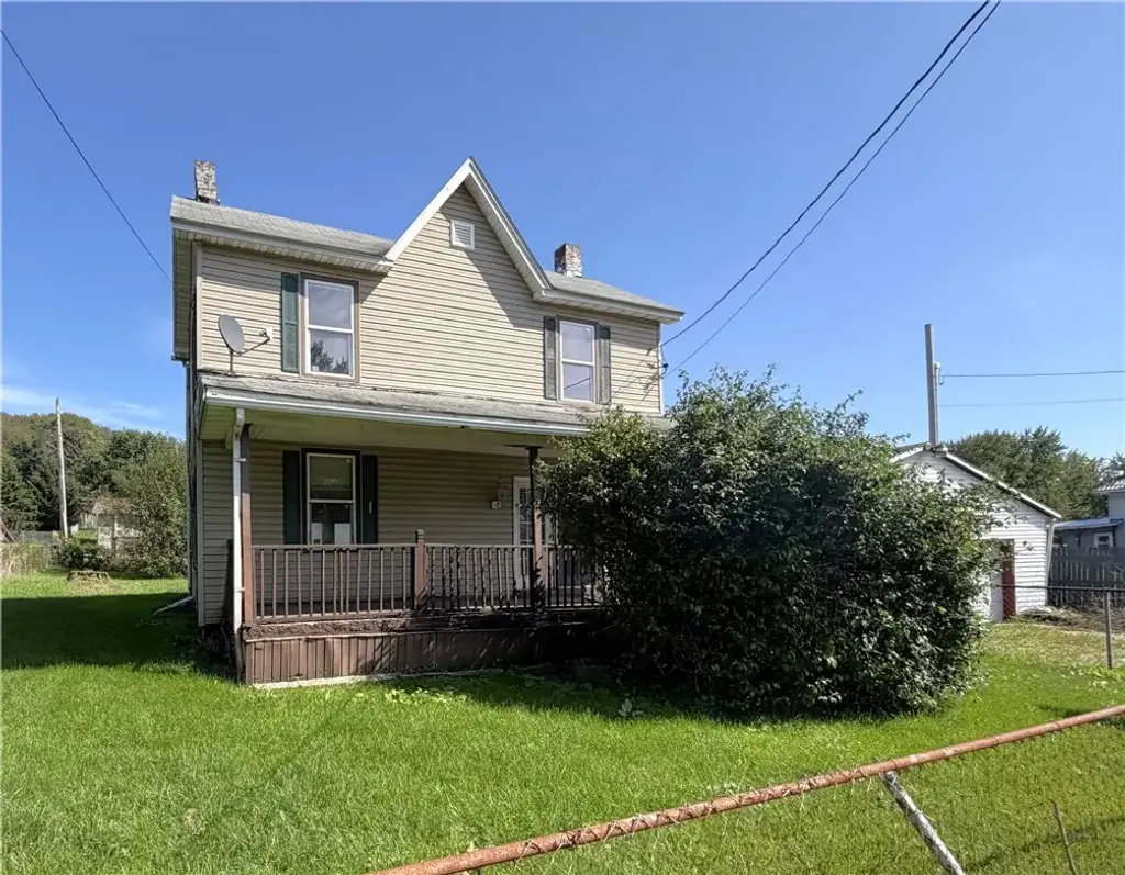 6976 State Route 711, Ligonier