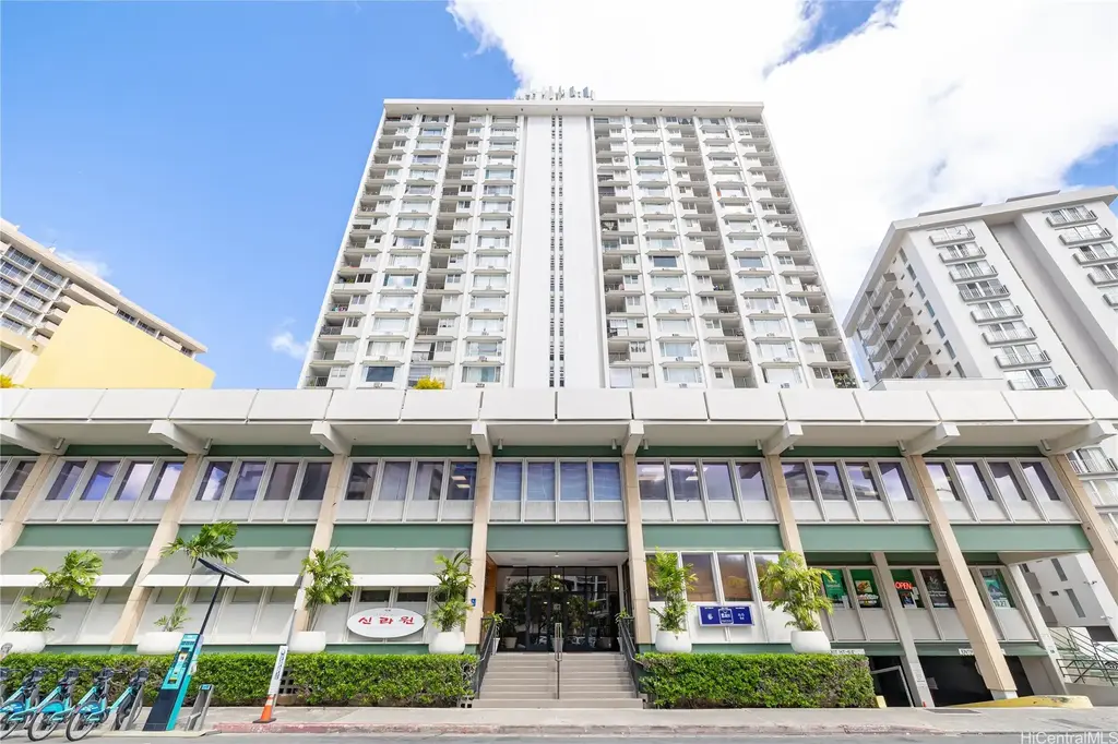 747 Amana Street # 2008, Honolulu