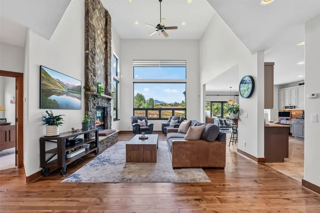 10 Dylan Court, Dillon