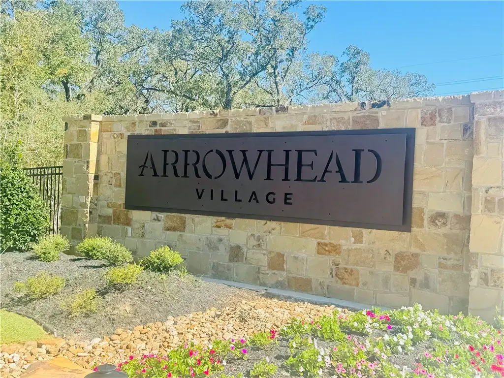 2345 Little Brave Trail, College Station