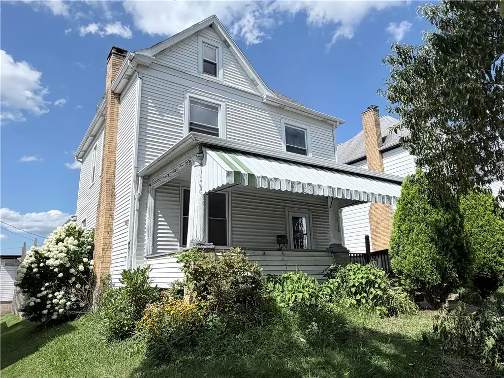 118 Adams Avenue , Vandergrift