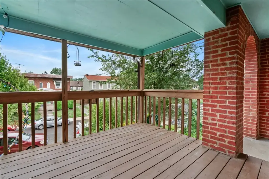 1659 Jancey Street , Morningside
