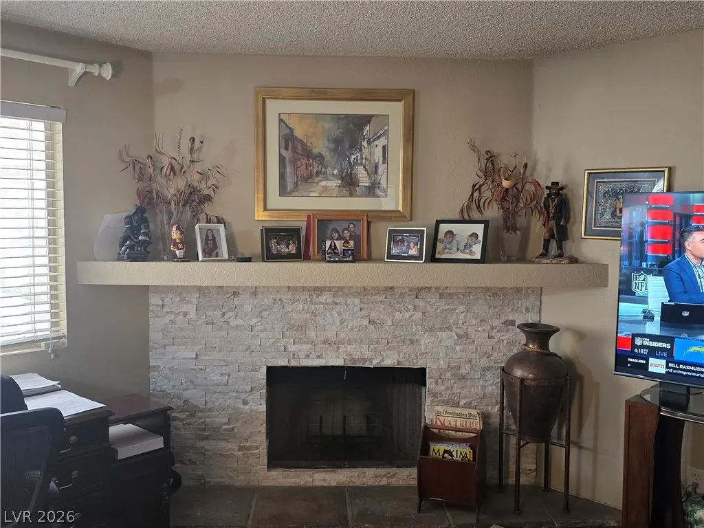 932 Boulder Mesa Drive 102, Las Vegas