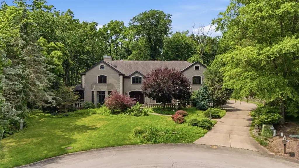 105 Lantern Circle , Peters