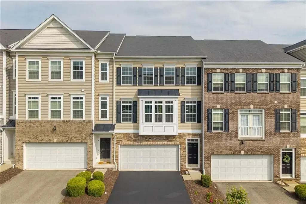 6 Remington Drive , Chartiers