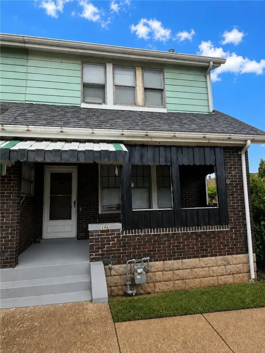 101 Oakland Court , Oakland