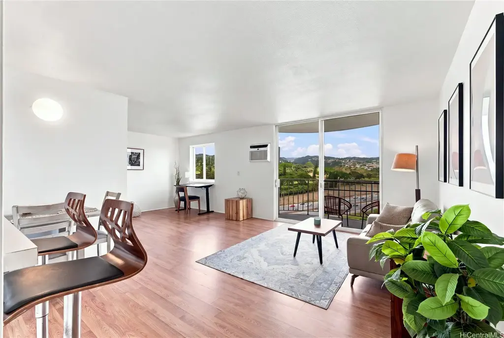 98-1038 Moanalua Road # 7-1408, Aiea
