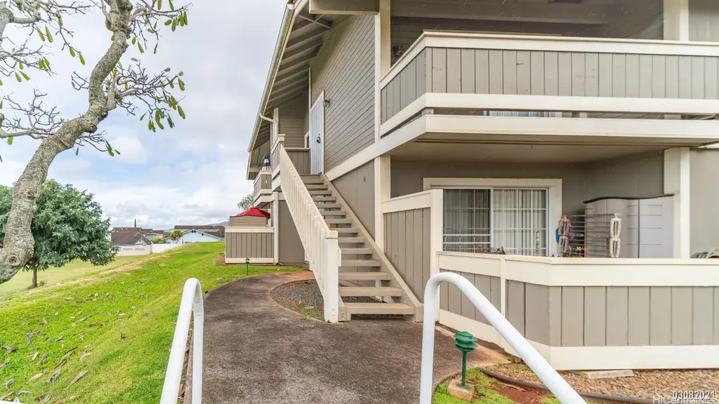 94-1400 Kulewa Loop # U, Waipahu