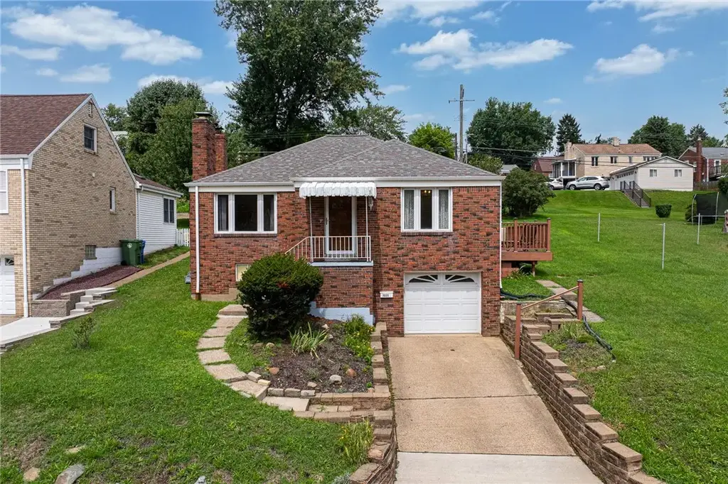 1031 Connor Road , Castle Shannon