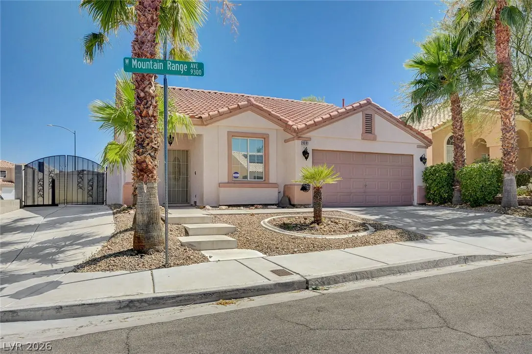 9301 Mountain Range Avenue, Las Vegas