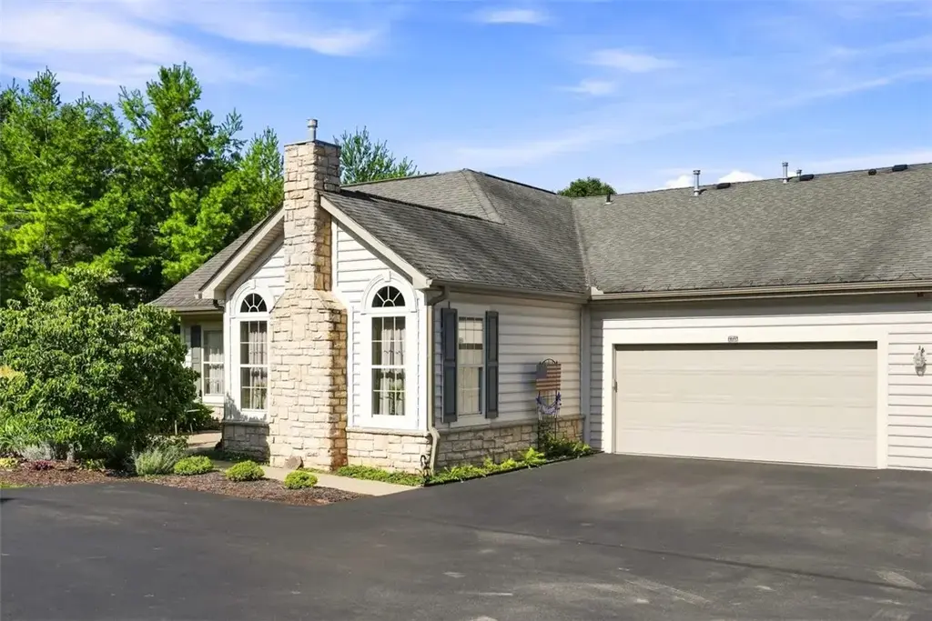1715 Golf Course Drive, South Strabane