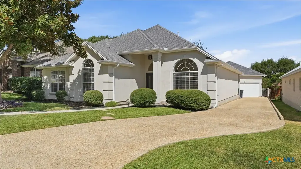 2768 Morning Moon, New Braunfels