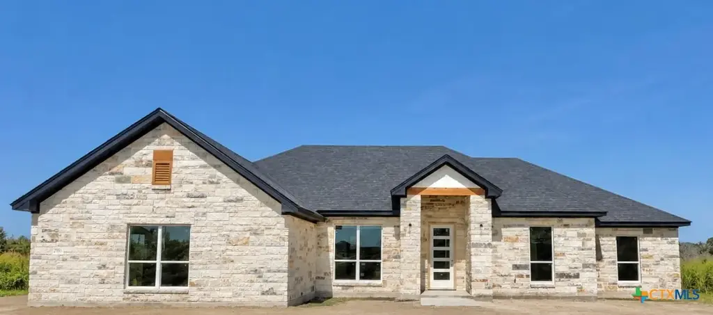 6816 Felix Mcdaniel Drive, Temple